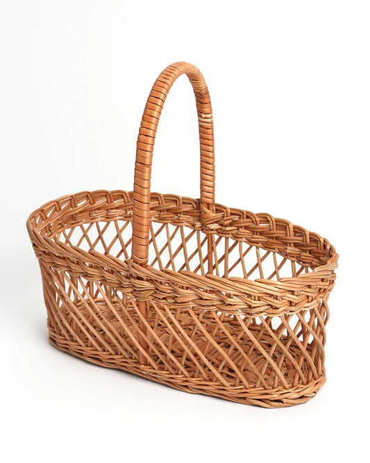 Versatile Wicker Hamper Basket for Fruits, Snacks, and Eco-Friendly Home Storage