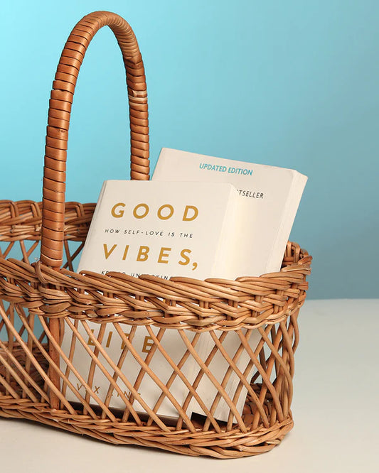 Versatile Wicker Hamper Basket for Fruits, Snacks, and Eco-Friendly Home Storage