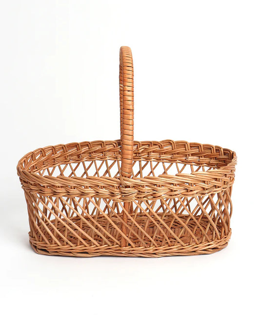 Versatile Wicker Hamper Basket for Fruits, Snacks, and Eco-Friendly Home Storage