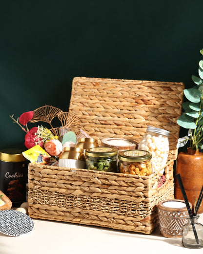 Eco-Friendly Seagrass Lid Box for Scarves, Belts & Wardrobe Essentials