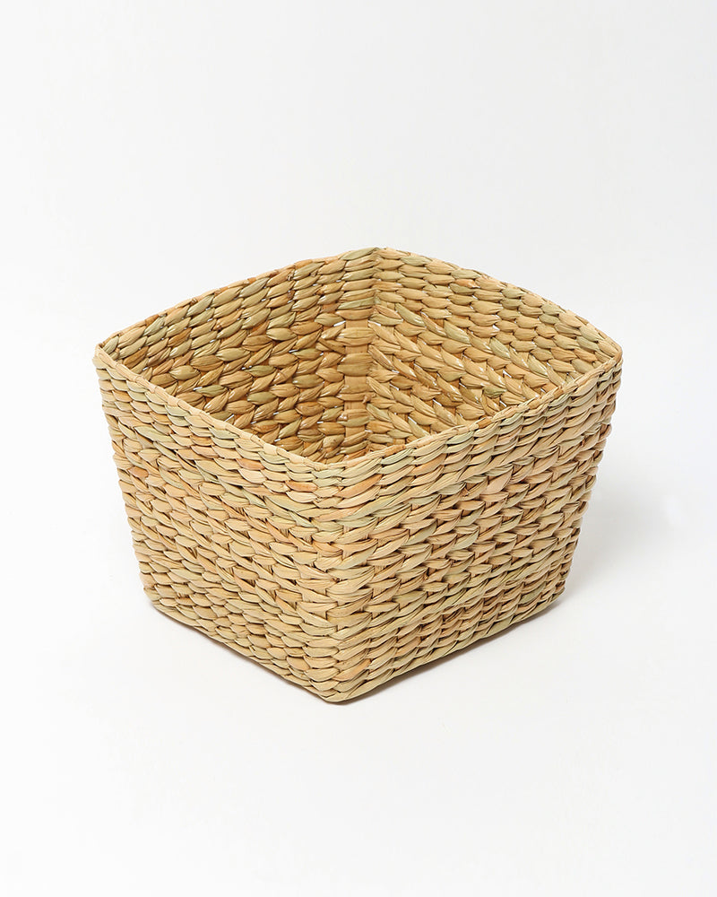  Eco-Friendly Seagrass Dustbin