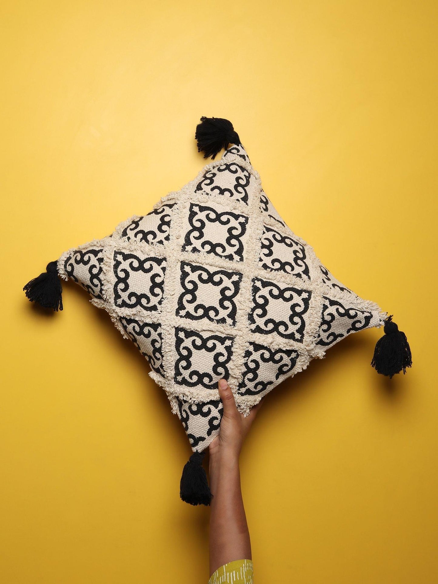 Handloom Cushion Cover