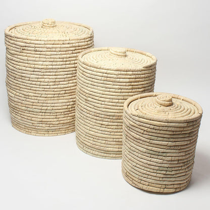 Panier à linge rond en herbe sèche naturelle avec couvercle